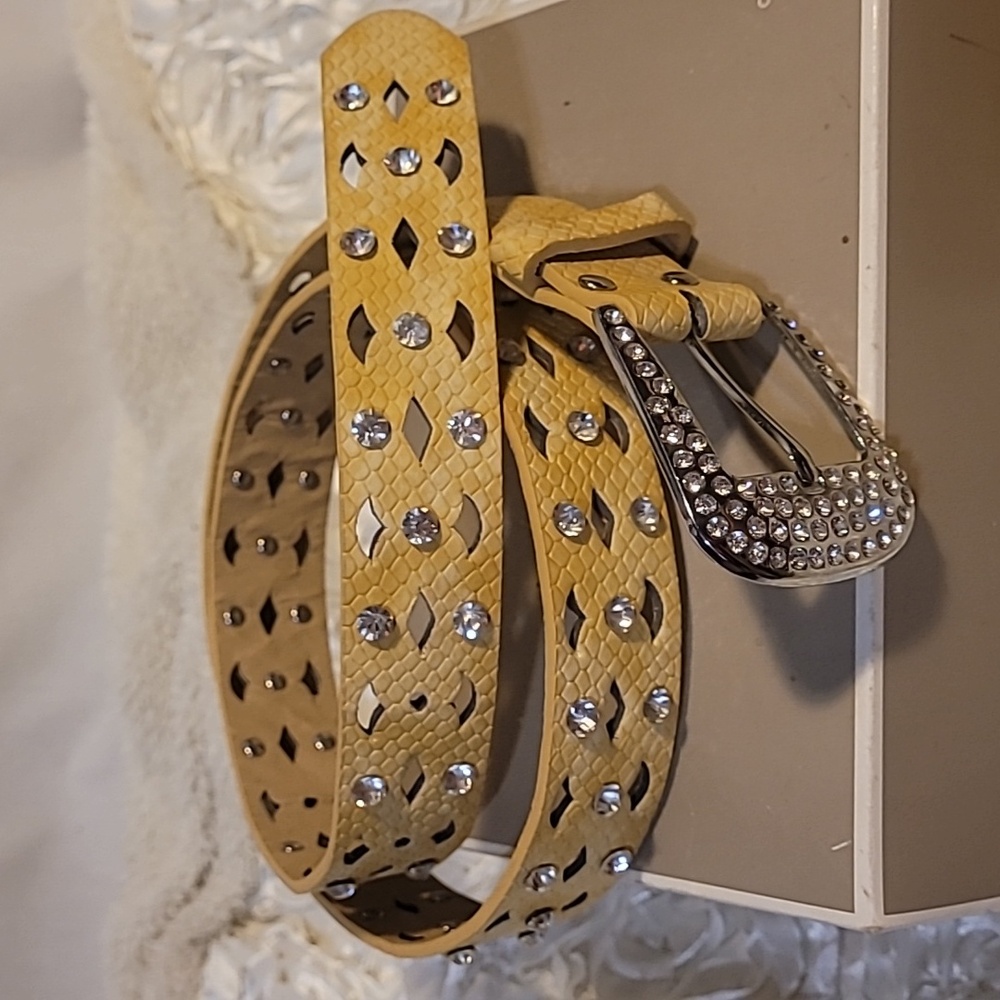 Womens Belt With Rhinestones And Cutouts.
